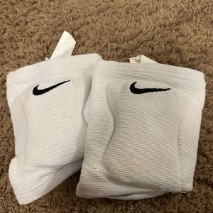 nike volleyball kneepads